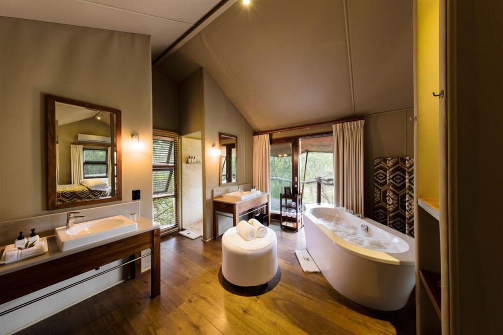 Kapama Buffalo Camp